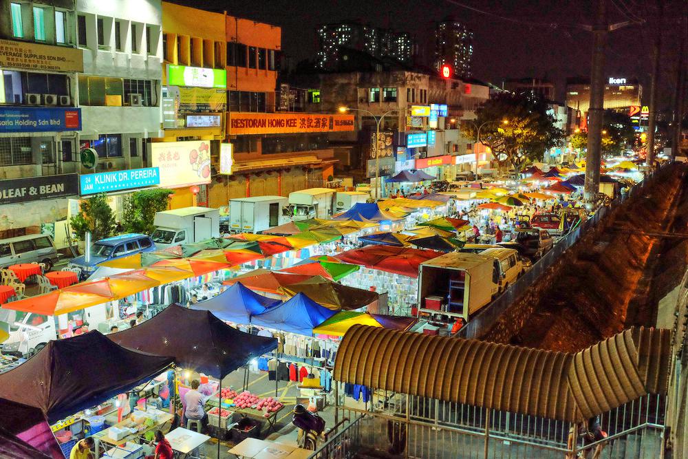 Taman Connaught Night Market