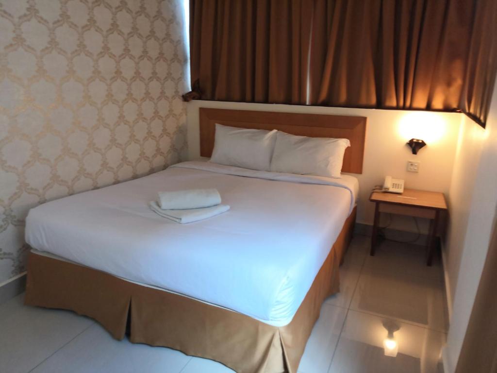 Hotel Sri Sutra PJ 222