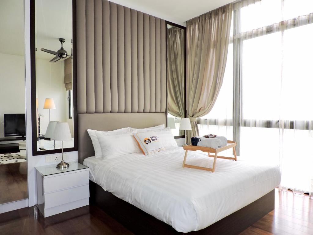 Ken Bangsar studio by Sleepy Bear