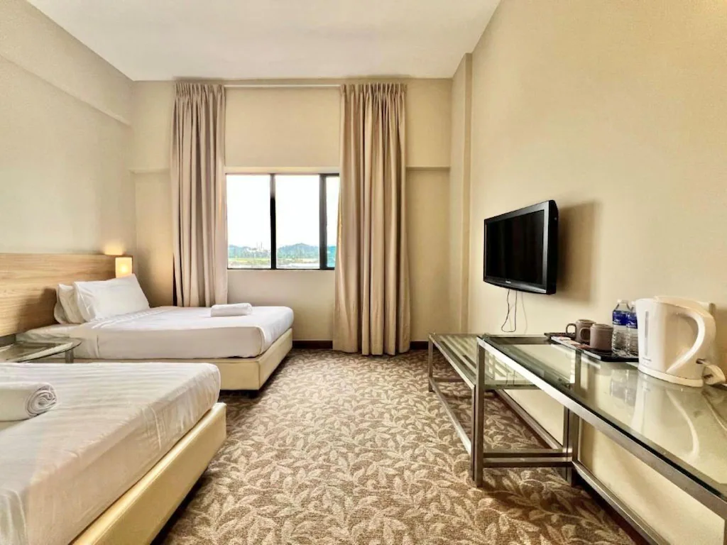 Kingston Hotel 10 @ Bukit Jalil
