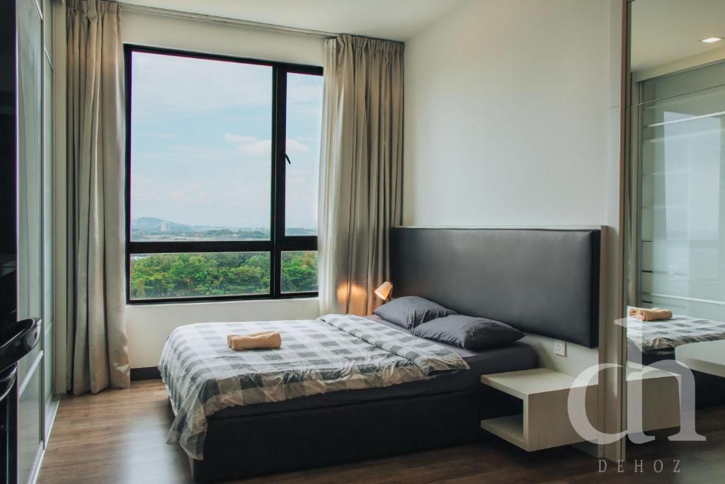 Landmark Residence 2 by Dehoz Suites