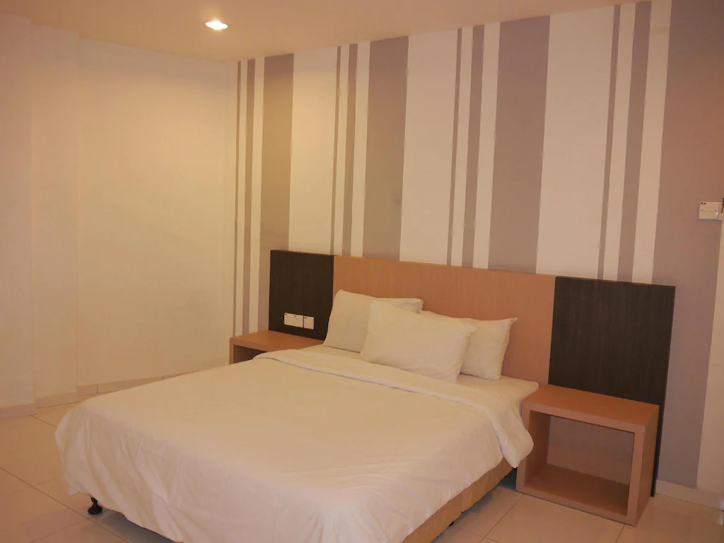 SR Inn Hotel Managed by Sun Inns