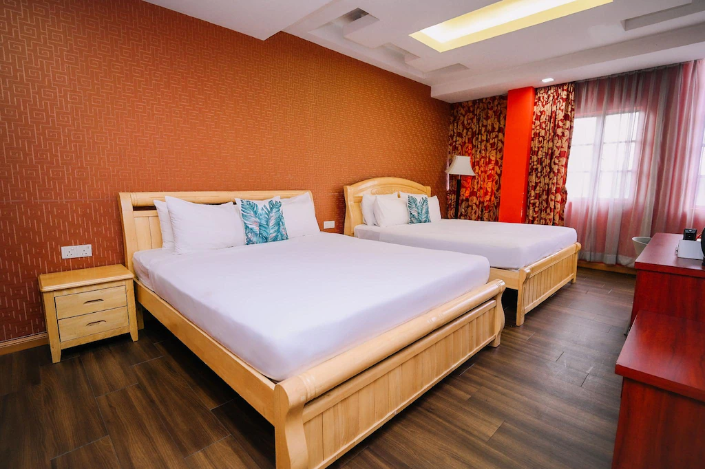 Swing & Pillows @ USJ Taipan