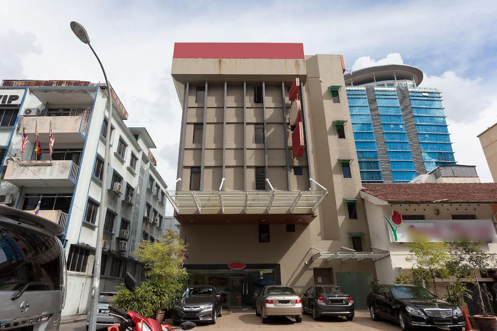 ZEN Rooms Opposite YMCA