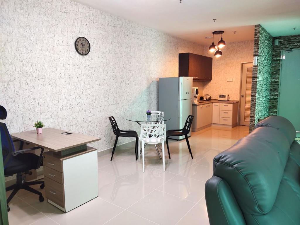 1010 Homestay at MKH Avenue, Kajang Town