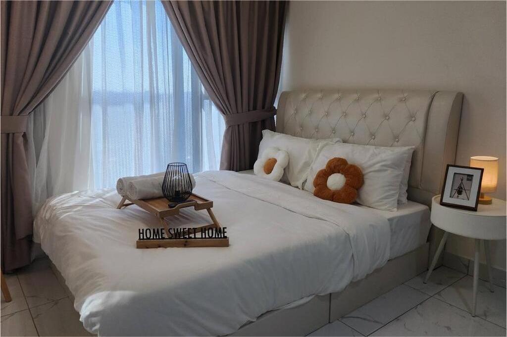 Arte Cheras by Inn Lux