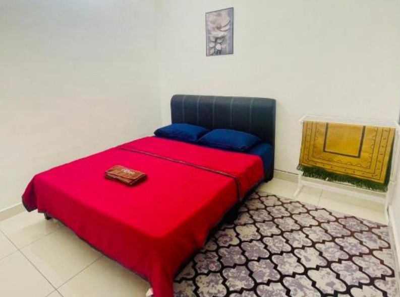 D Alamanda Homestay