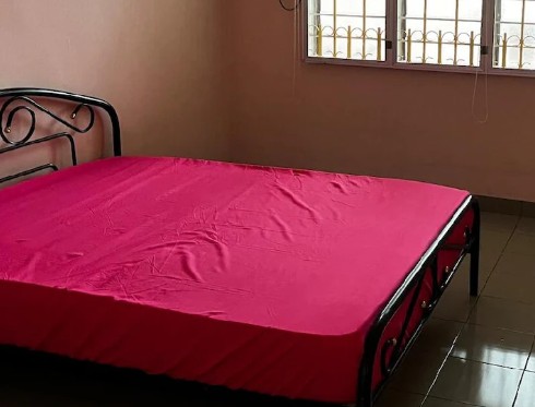 Full furnish entire home or private room KlgParade