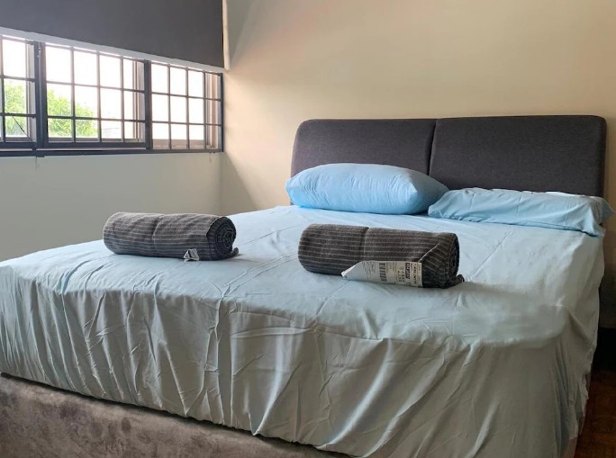 Landed 3R 7pax Comfy 5 Star Bed