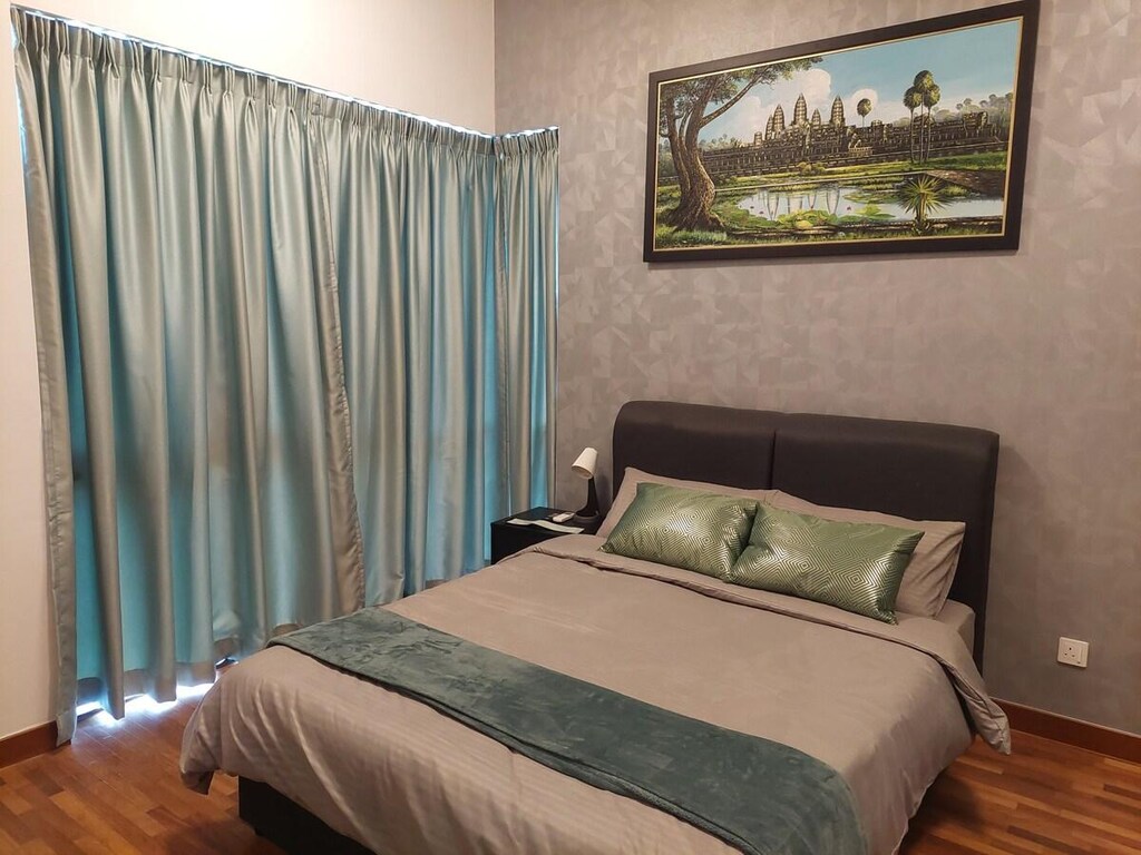 SkySuites by Salaam Suites near Jaya One