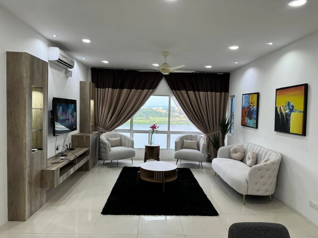 Eastlake Residence @ Seri kembangan