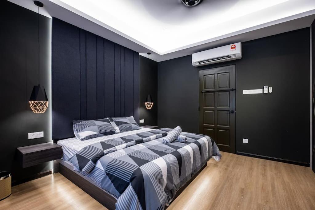 Four Rooms Elegance Dream House-5Mins to Icon City