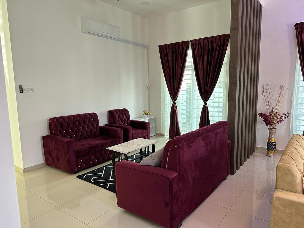 Live Well Homestay Senawang