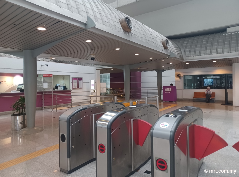 KLIA Ekspres Fare Gates