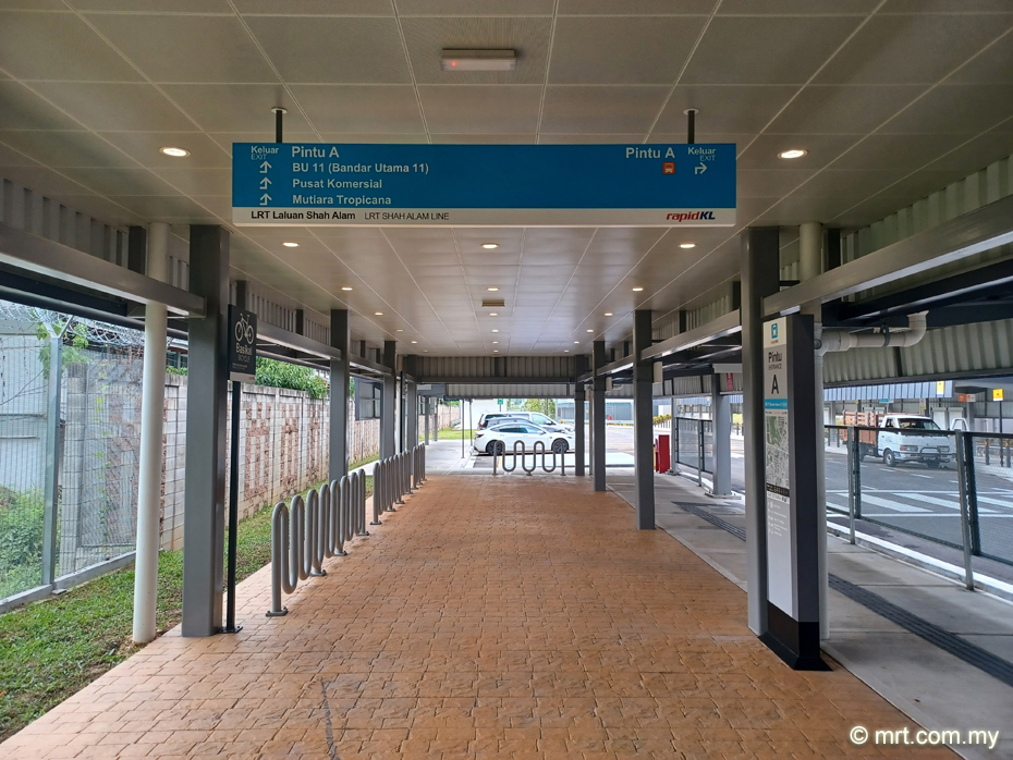 BU 11 LRT Station