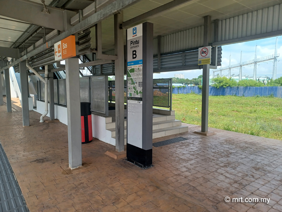 Johan Setia LRT Station