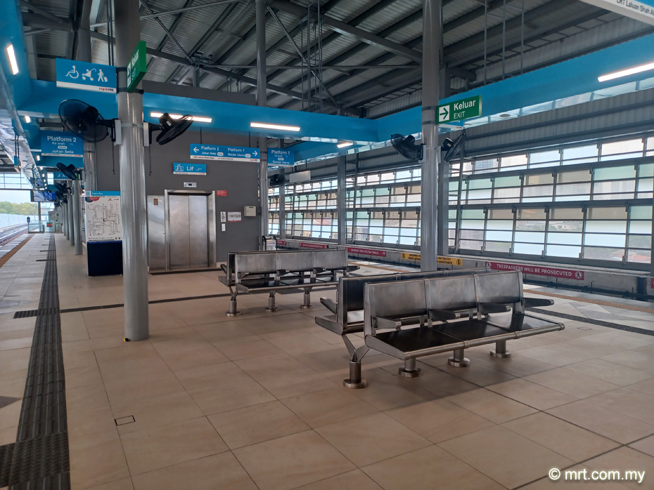 Kayu Ara LRT Station