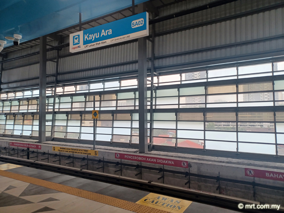Kayu Ara LRT Station