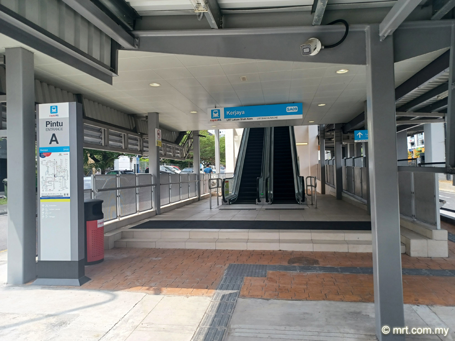 Kerjaya LRT Station