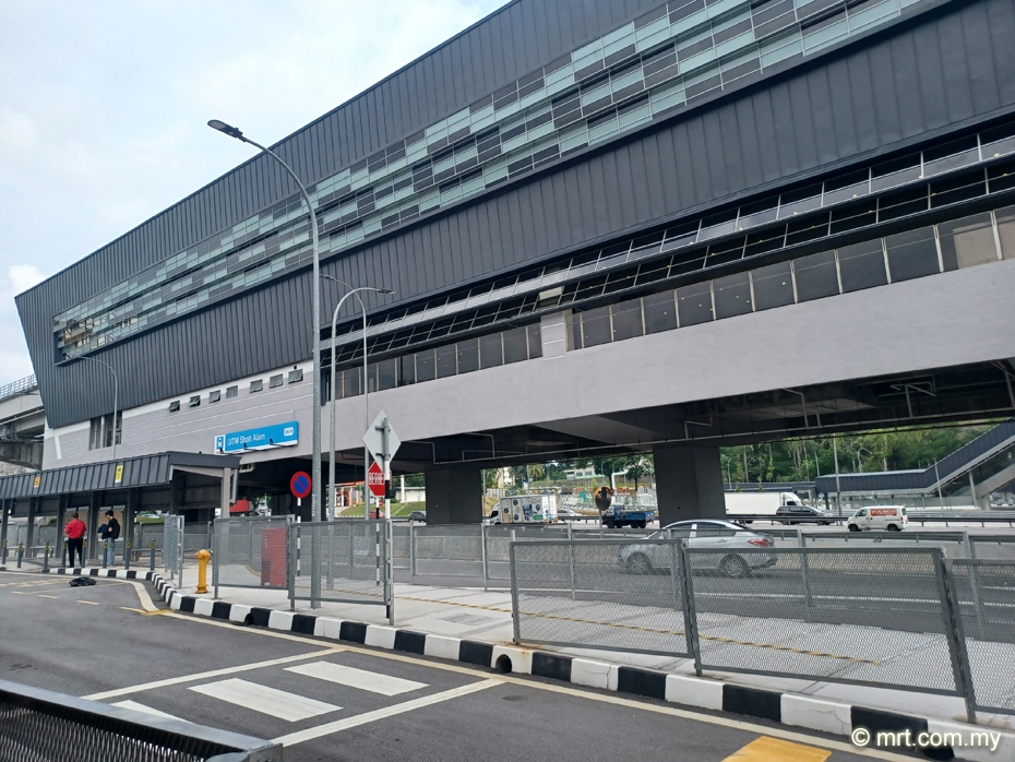 UiTM Shah Alam LRT Station